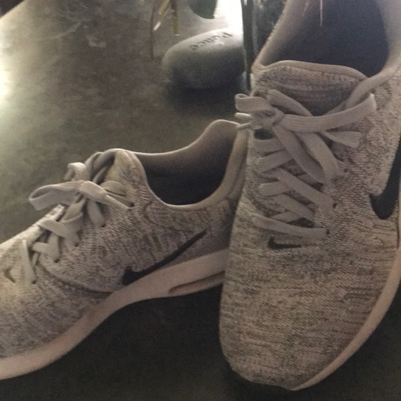 Nike Other - 🌺host pick🌺Men’s Nike Sneakers